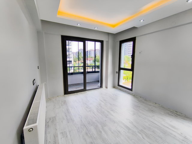 TECDE MAHALLESİ ARA KATTA SATILIK 4+1 LÜKS DAİRE