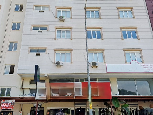 Serik Orta Mahal. 2+1 Asansörlü Ebeveyn Banyolu Doğalgazlı Daire