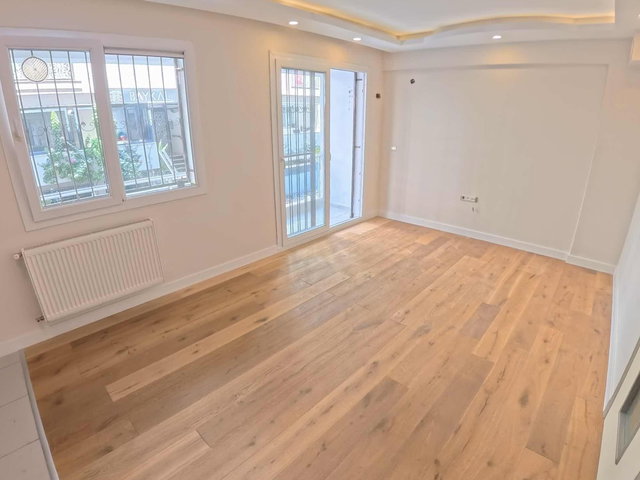 Şemikler'de 3+1 | 11 Yıllık | Ebeveyn Banyolu |105 m2 | KİRALIK