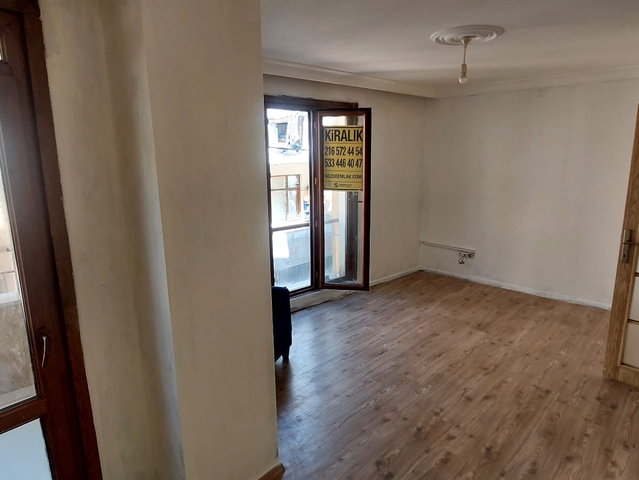 GÖZDE'den ANAYOLA 350m., 2019 YAPIM, 3/1. KATTA, BOŞ DAİRE