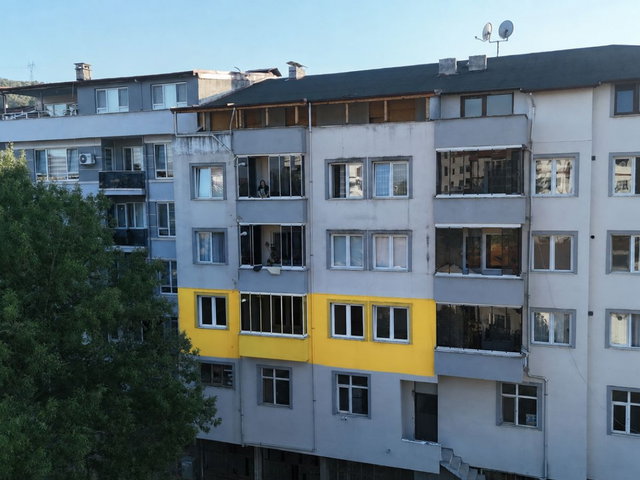 ÇARŞI MERKEZİNDE 2 ADET 2+1 KİRALIK DAİRE. AÇIKLAMAYI OKUYALIM