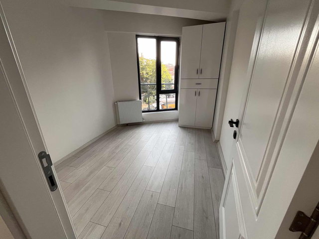 Kültür Mahallesi Merkezi Konumda 1+1 Kiralık Fırsat Daire