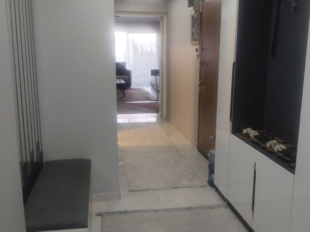 Bornova Merkez Satılık fırsat 3+1 daire