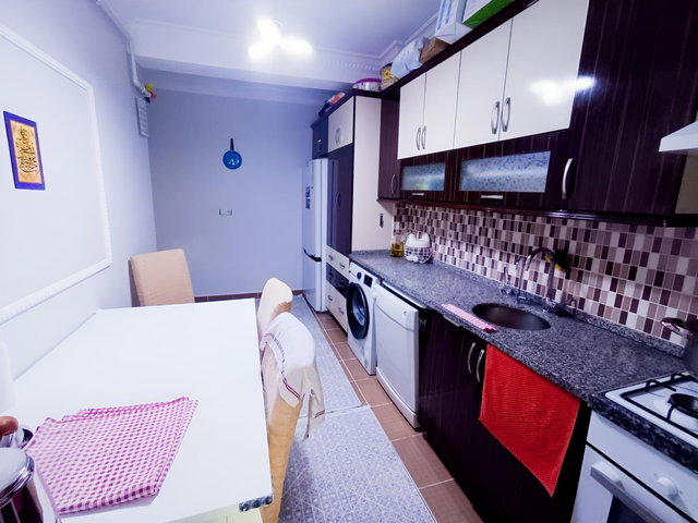 Demirkapı Akşemsettin lise karşı satılık 2+1 yüksek giriş kat