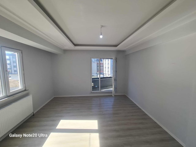 UFUKATASEVER GAYRİMENKULDEN OKULLARA YAKIN KONUMDA 2+1 DAİRE