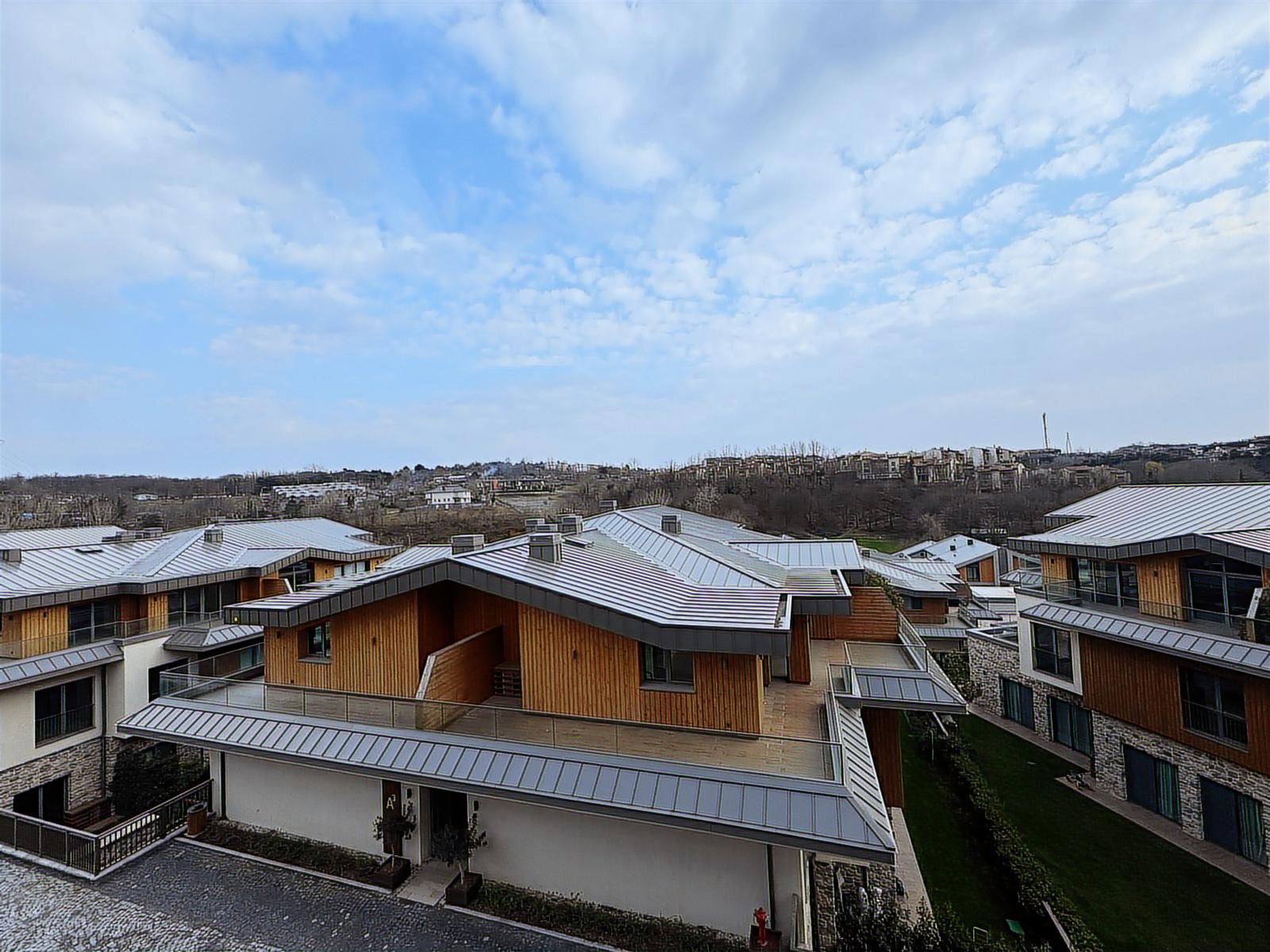 KEMERBURGAZ'IN GÖZDE SİTESİ NEVBAHAR EVLERİ'NDE SATILIK DAİRE
