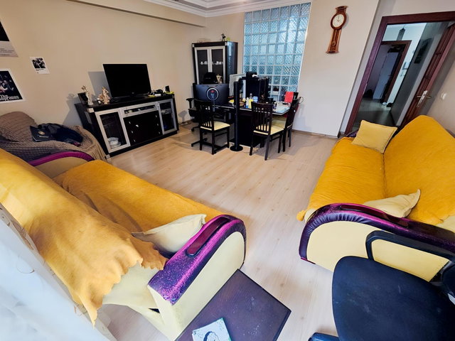 EKONOMİ ÜNİVERSİTESİ'NE YAKIN EŞYALI KİRALIK DAİRE.