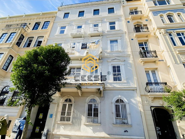 GALATA KULESİNE YAKIN, MANZARALI TERASLI 4+1 KİRALIK DAİRE/OFİS
