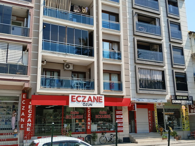 ANADOLU CADDESİNE PARALEL ARA KAT DAİRE