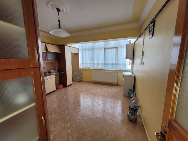 ÇAY ŞİRİNEVLER MAH. ZİRVE KONUTLARINDA KİRALIK 3+1 DAİRE