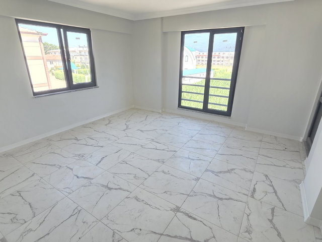 KAYMAK EMLAKTAN MERKEZİ KONUMDA 3.KAT ALATURKALIWC KİRALIK DAİRE