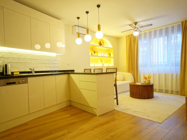 ODAK EMLAK'tan Kadıköy Anadolu Lisesine Yakın Eşyalı Kiralık