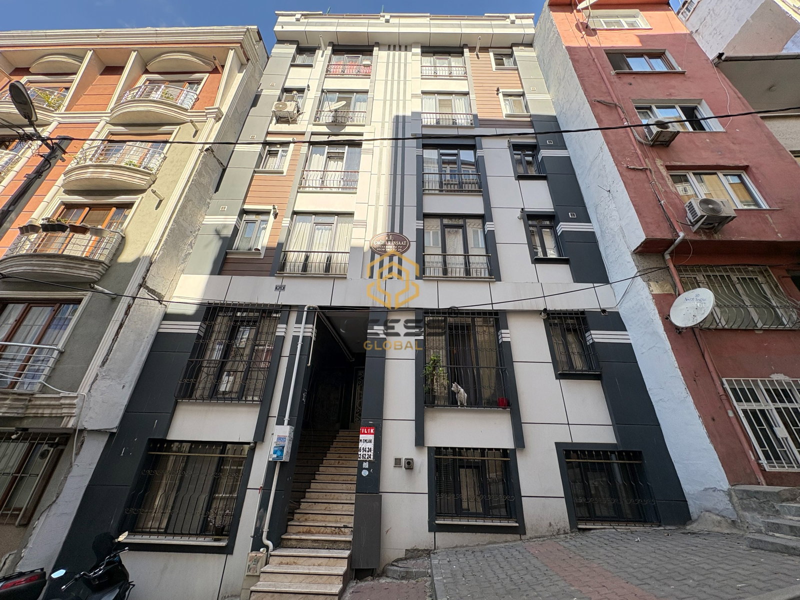 FERİKÖYDE FULL EŞYALI KİRALIK TERS DUBLEKS