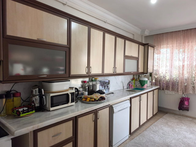 ANKA'DAN DEVLET HASTANESİ'NE YÜRÜME MESAFESİNDE SATILIK 3+1DAİRE