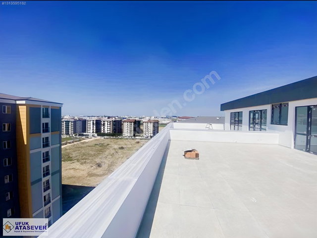 UFUKATASEVER GAYRİMENKULDEN TERASLI KIRALIK 1+1 DAİRE