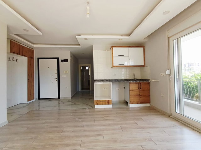 Antalya Kepez Varsak (Karşıyaka) 2+1 Kat Mülkiyetli Daire