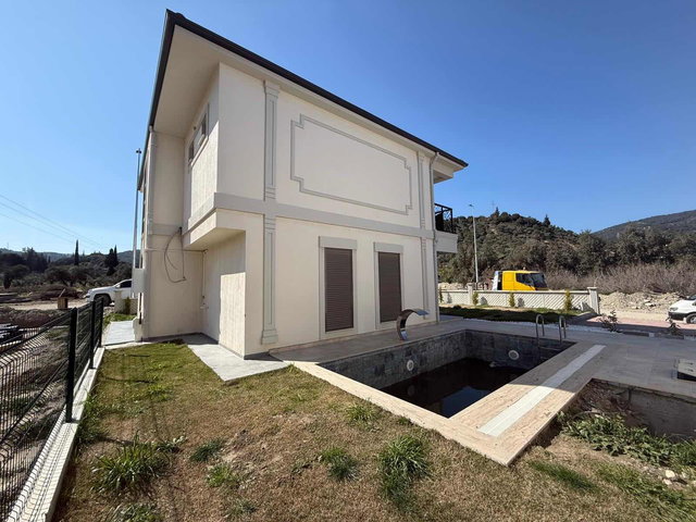 SÖKEDE PRESTİJLİ YAŞAM! 400 M² ARSA İÇİNDE ÖZEL TASARIM VİLLA
