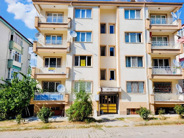 ACİL | ÇINAR GRUP'DAN ÇAYKENT SİTESİNDE SATILIK 3+1 FIRSAT DAİRE