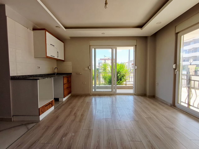 Kepez Varsak (Karşıyaka) 2+1 Yüksek Giriş Kat Mülkiyetli Daire