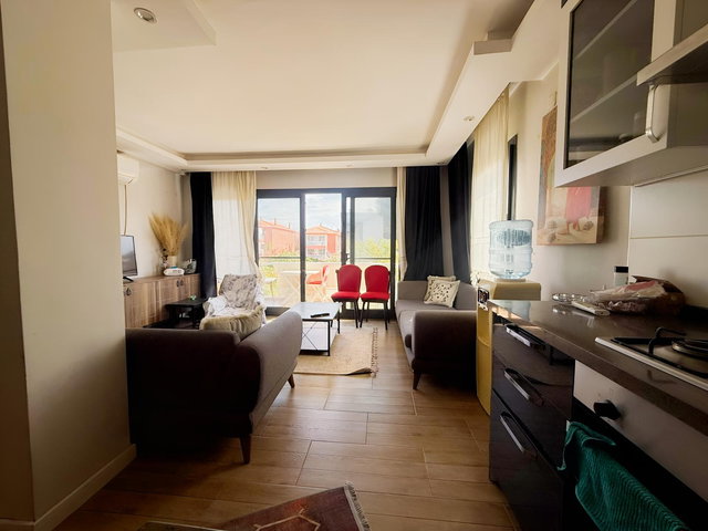ÇEŞME MERKEZ,MUSALLA MAHALLESİNDE FIRSAT SATILIK 2+1 DAİRE