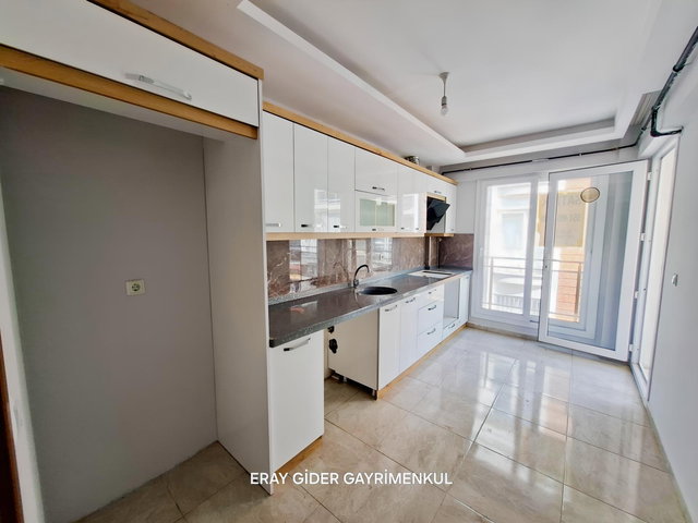 YENİ ADLİYE ARKASI 2+1 KAPALI MUTFAK 5 YILLIK DAİRE ARA KAT