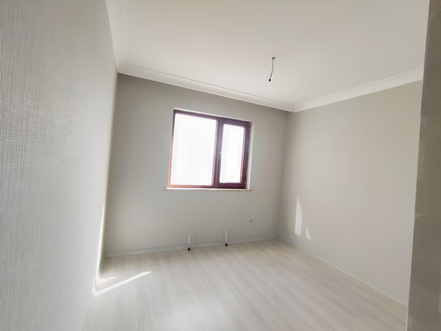 PURSAKLAR PROTOKOL YOLU MİLLET BAHÇESİ YAKINI SATILIK 4+1 DAİRE