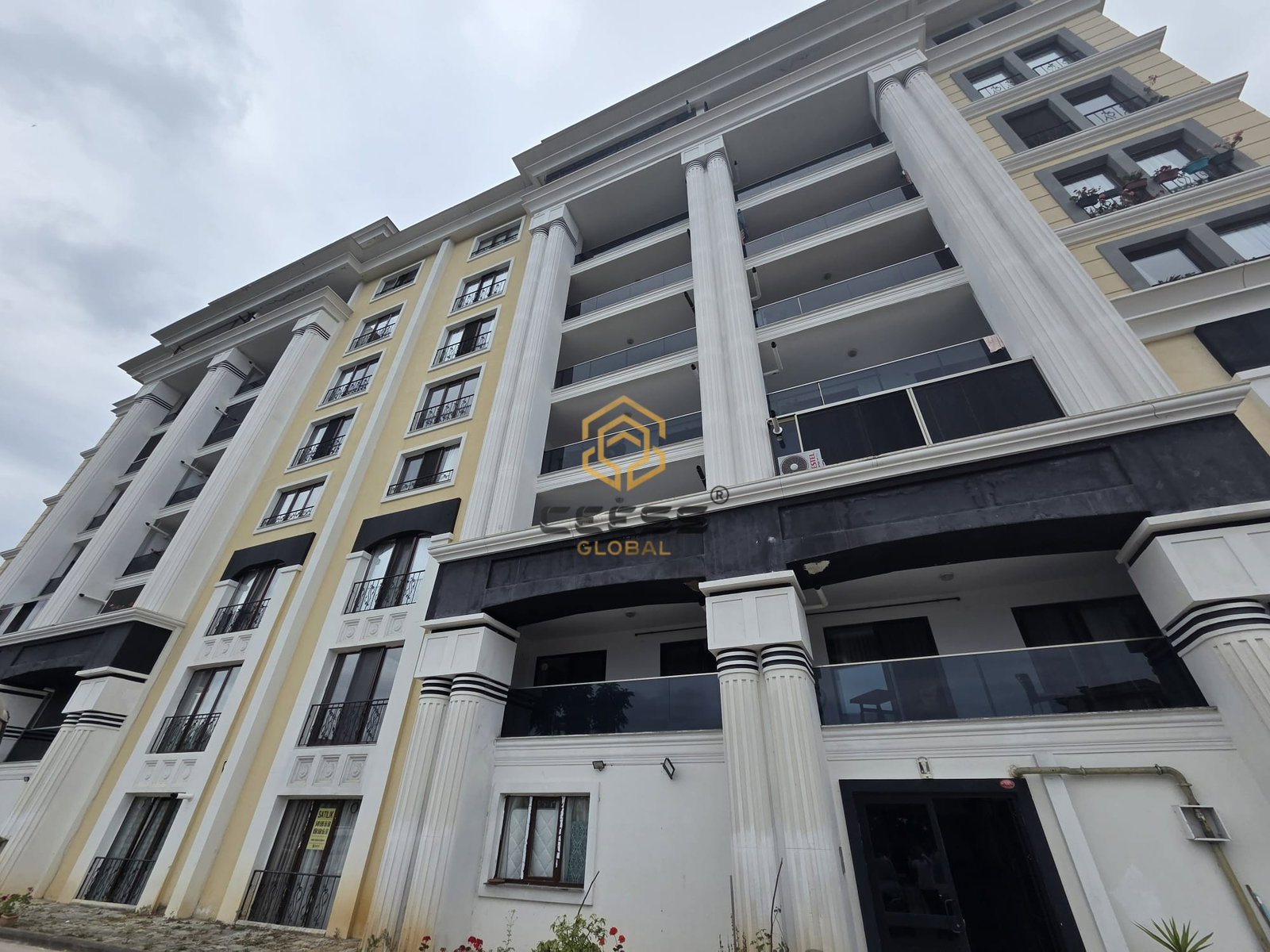 TRABZON ORTAHİSAR PELİTLİ'DE SPRİNG LİVİNG'DE 3+1 SATILIK DAİRE