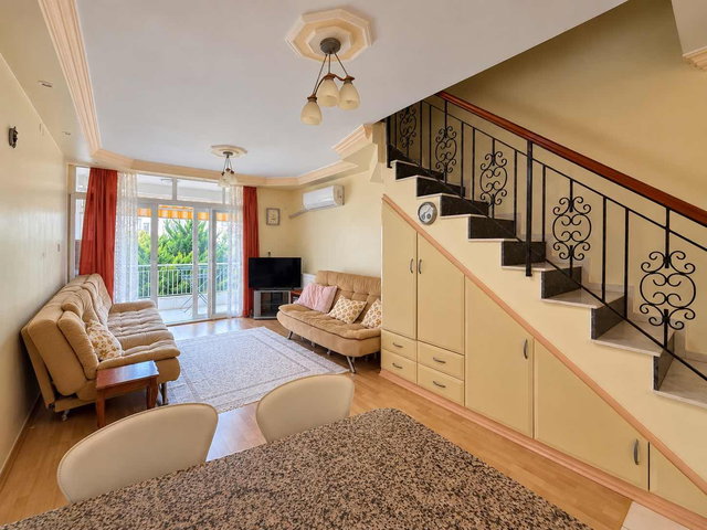 Cihantur Sitesi'nde Havuzlu, Eşyalı Doğalgazlı 2+1 Dubleks Daire