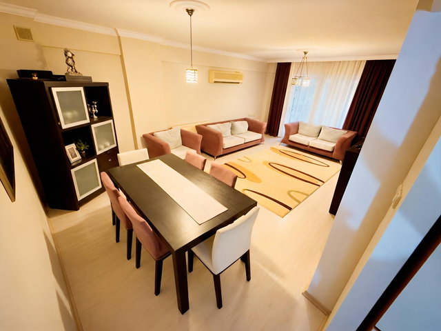 ULUFER'DEN ILICA MAHALLESİ GENİŞ M2 ARA KAT DAİRE