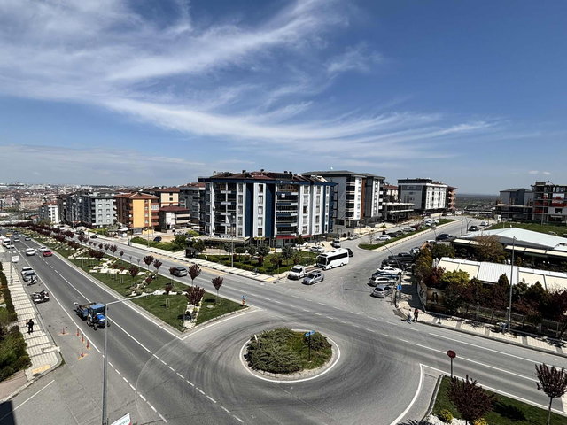 FA ÖZBİR'DEN ÇERKEZKÖYDE CADDE ÜZERİ İSKANLI LÜX1+1DAİRE