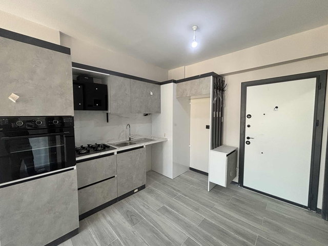 FA ÖZBİR'DEN ÇERKEZKÖYDE CADDE ÜZERİ İSKANLI LÜX1+1DAİRE