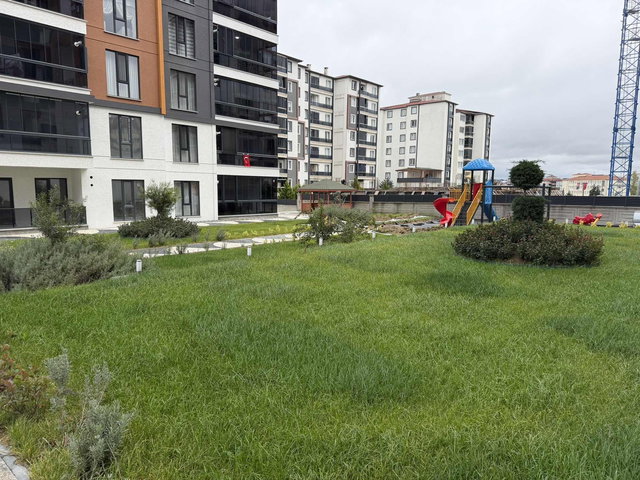 UFUKATASEVER GAYRİMENKULDEN SATILIK 4+1 VE 100M2 TERASLI DAİRE