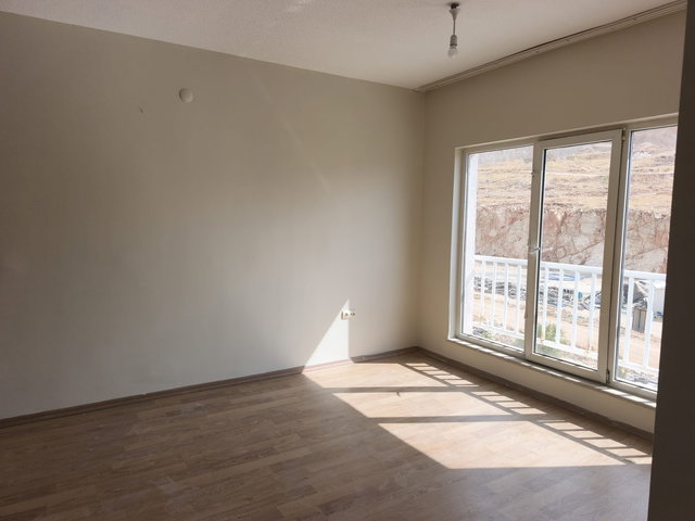PEX ANKA'DAN ÇÖŞNÜK MEMURSEN TOKİLERDE KİRALIK 2+1 DAİRE