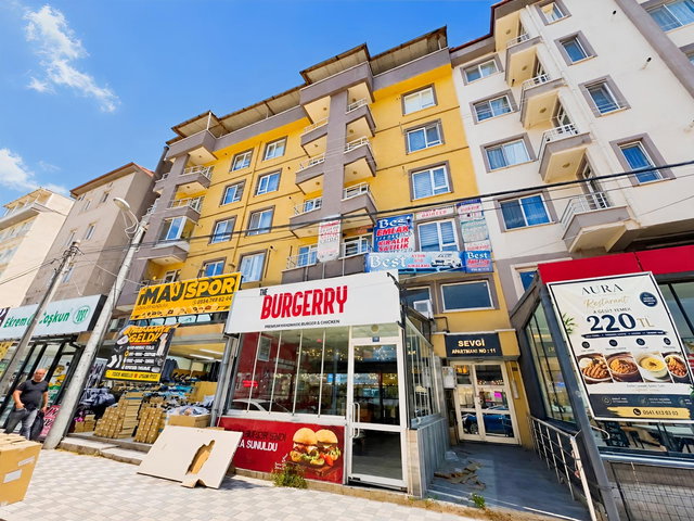 TURKUAZ EMLAK'TAN ERENLER SEVGİ CADDESİ ÜZERİNDE 2+0 KİRALIK