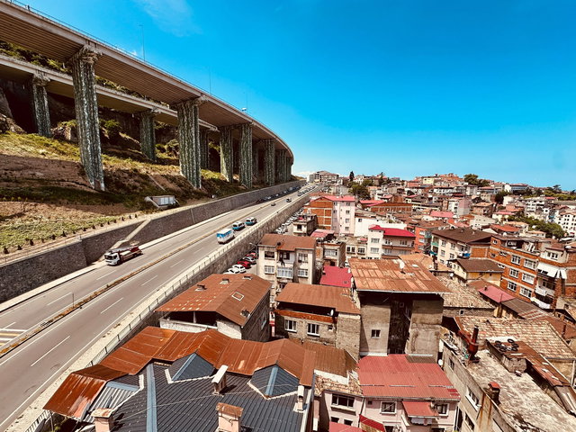 TRABZON ESENTEPE MAH.DE KİRALIK 4+1 DUBLEKS DAİRE