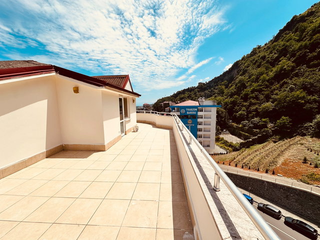 TRABZON ESENTEPE MAH.DE KİRALIK 4+1 DUBLEKS DAİRE