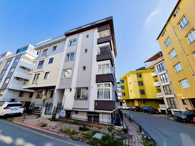 GENİŞ DAİRE ARAYANLAR FIRSAT AYAĞINIZA GELDİ KAÇIRMAYIN