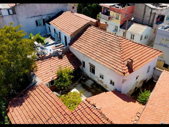 URLA YELALTI MH.DE SATILIK FIRSAT MÜSTAKİL BAHÇELİ KARGİR TAŞ EV