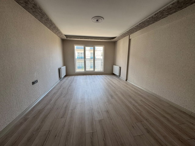 IG TOWER DAN 4+1 MASRAFSIZ CADDEYAKINI FULLYAPILI SATILIK