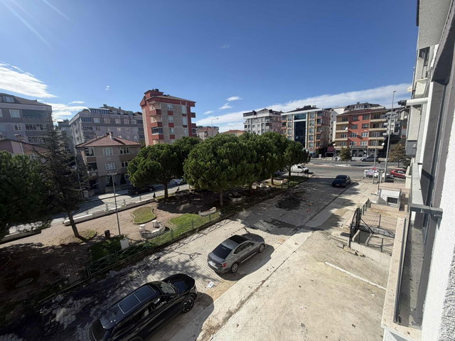 UFUKATASEVER GAYRİMENKULDEN SATILIK ARA KAT 1+1 DAİRE