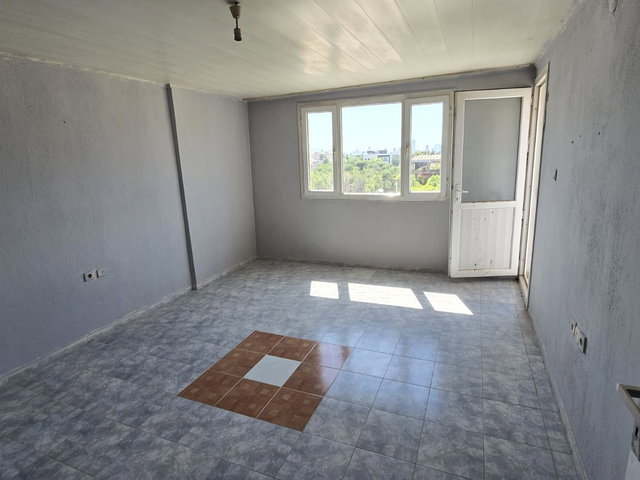 Mevlana'da Kiralık Ara kat 2+1 Daire