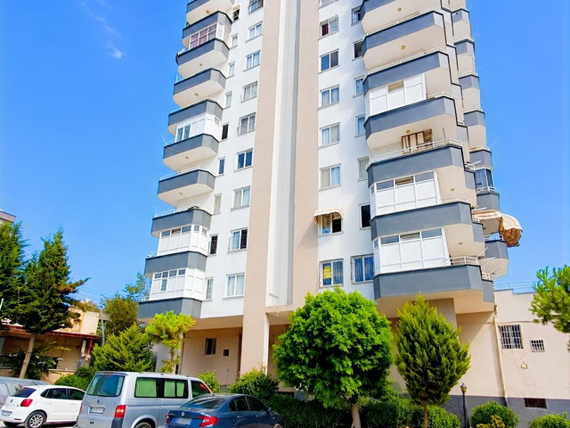 DAVULTEPE ANAYOL ÜSTÜ 3+1 GENİŞ SATILIK DAİRE