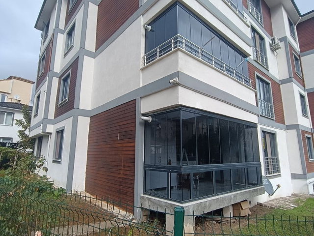SÜBEKCİ APARTMANI 3+1 EBEVEYN BANYOLU 3 CEPHELİ