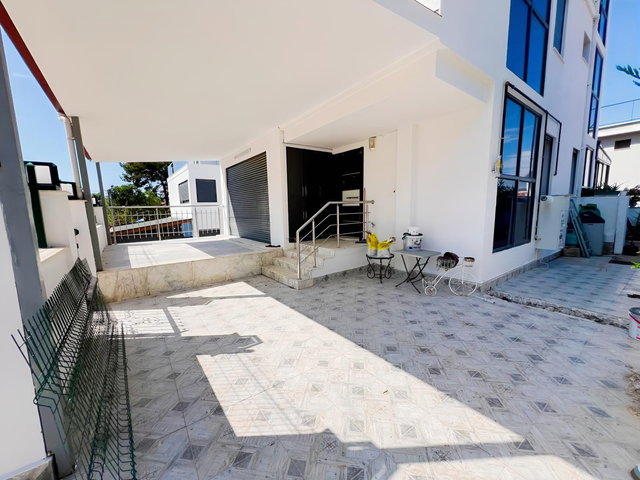 URLA KALABAK MAH. BUTİK SİTE İÇERİSİNDE SATILIK 3+1 VİLLA