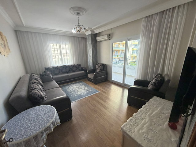 MEZİTLİDE 4+1 BAĞIMSIZ MUTFAK EBEVEYN BANYOLU SATILIK