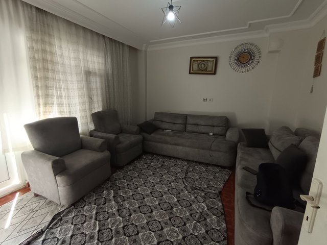 UZEMAR DA SATILIK(2+1) BAĞCILAR DEMİRKAPI