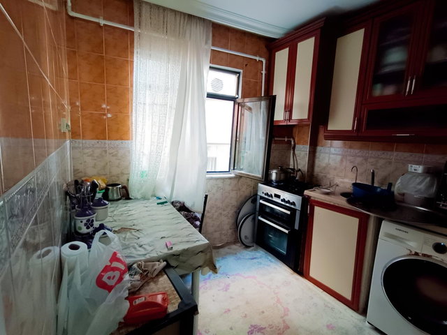 UZEMAR DA SATILIK(2+1) BAĞCILAR DEMİRKAPI