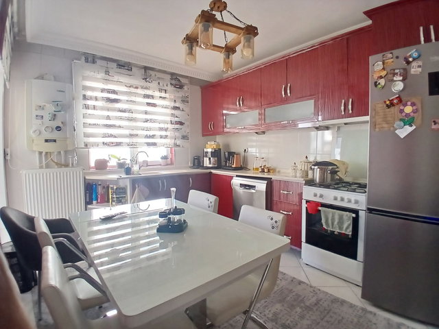 ŞEHİTLER OKULU YAKINI BAŞAK MAH. 2.KAT 3+1 KİRALIK