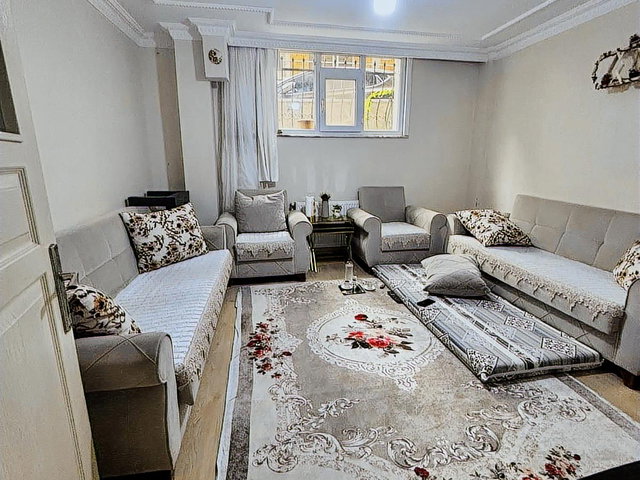 UZEMAR'DAN/KÜÇÜKÇEKMECE/KANARYA/SATILIK& DAİRE