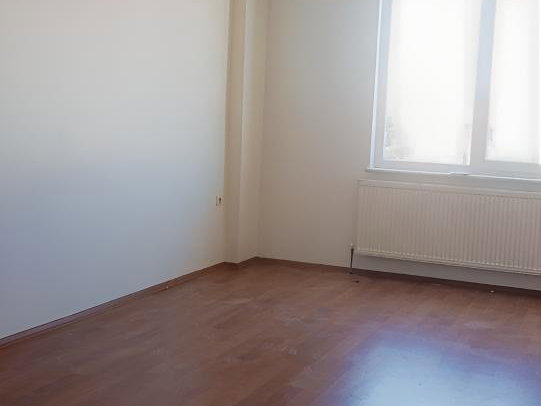 HASTAHANE KARŞI KİRALIK 3+1DAİRE
